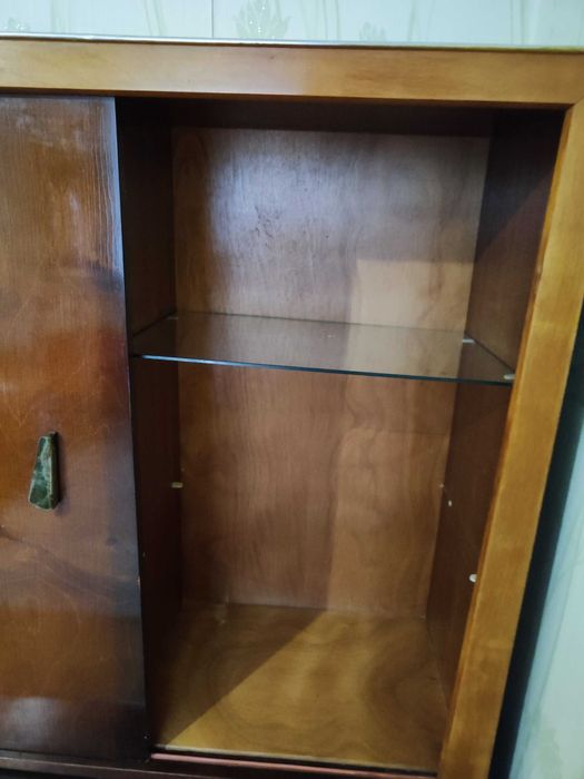 Сервант для вітальні