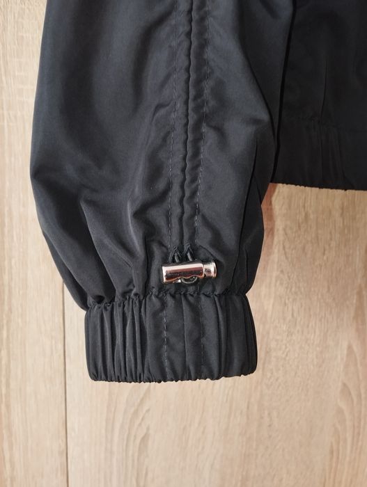 Czarna bomberka House XS/S – must-have ze ściągaczami