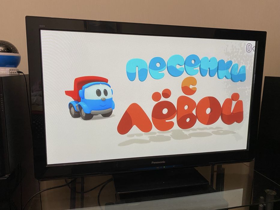 Телевизор плазменный Panasonic TX-PR42U30