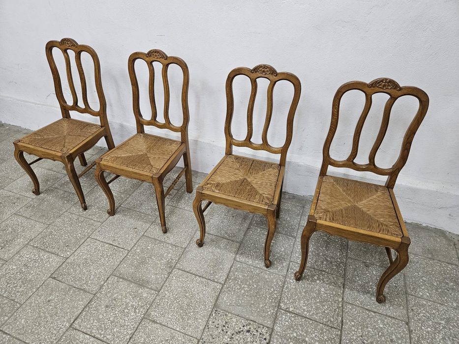 Cztery krzesła ludwikowskie Francja //