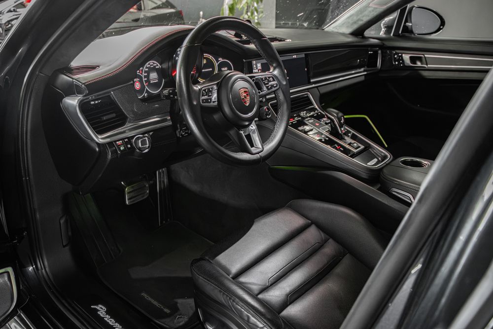 Porsche Panamera Sport Turismo Turbo 4.0 V8 550 CV Ano 2018