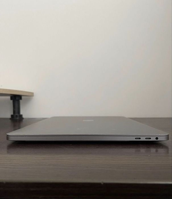 MacBook Pro 16 2019 i7