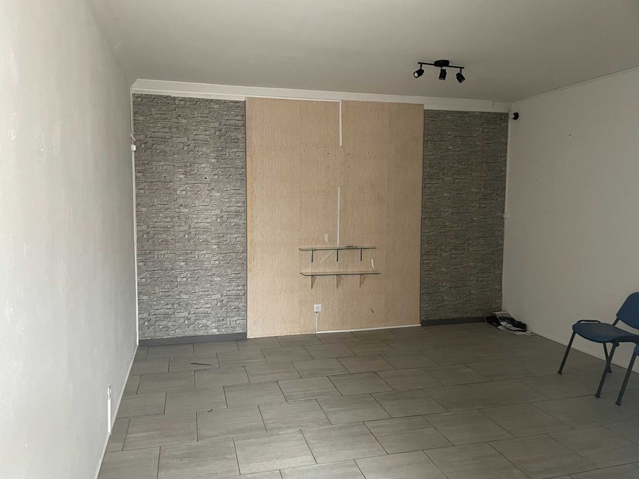 Loja Comercial - 46m2 - Centro de Penafiel