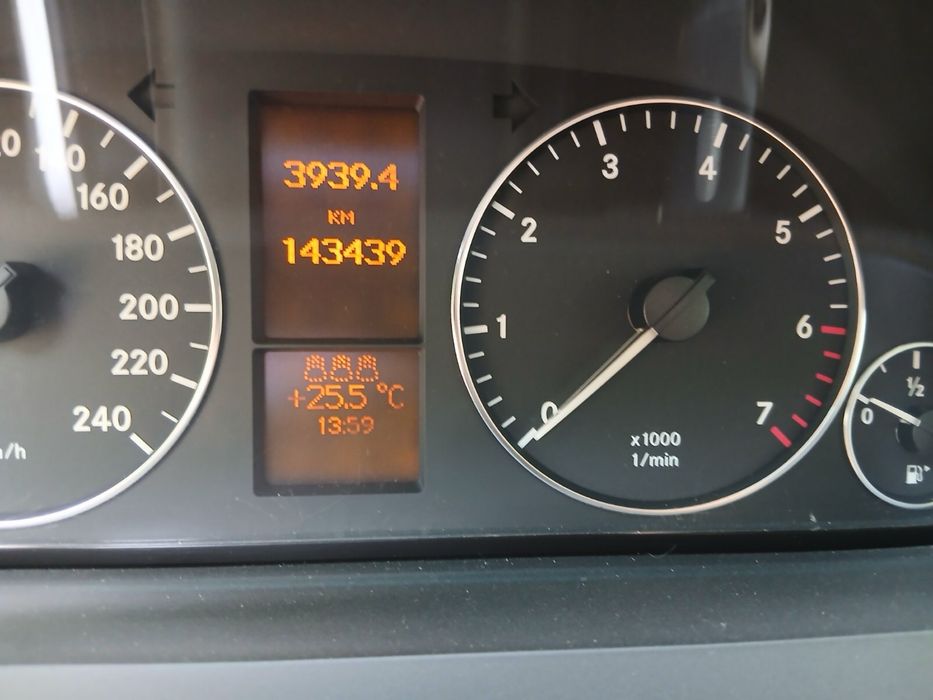 Mercedes-Benz A-Class 2006 VIN WDD1690311J378123 фото оголошення 4 з 7