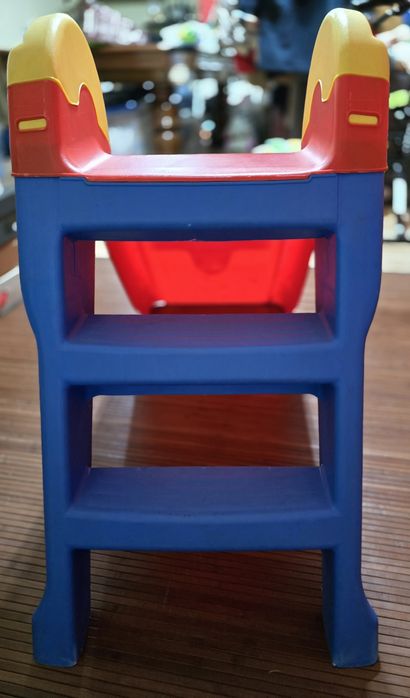 Escorrega de 2 Degraus