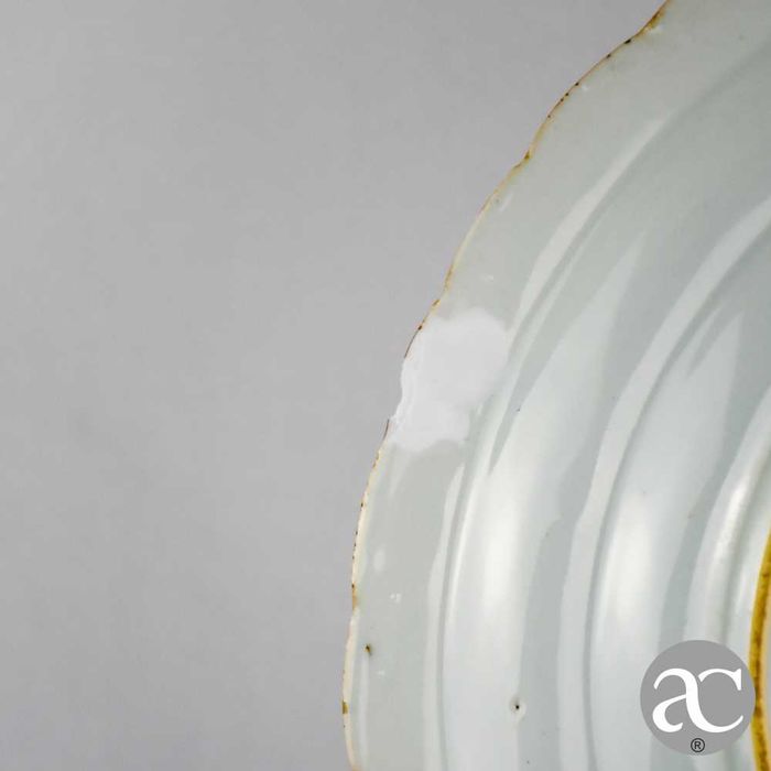 Prato porcelana China, Imari, Dinastia Qing, Kangxi séc. XVII / XVIII