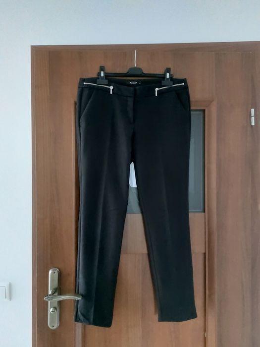Mohito czarne eleganckie spodnie cygaretki kant 38 M