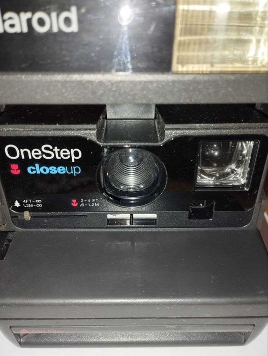 Фотоапарат миттєвого друку Polaroid OneStep Closeup 600