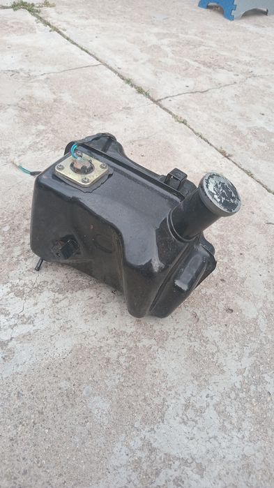 Бензобак на мопед