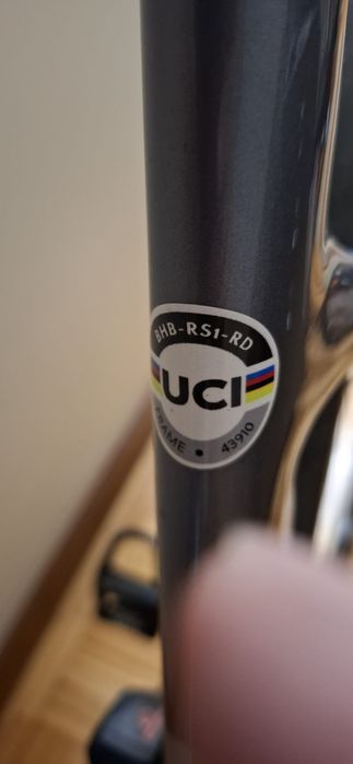 BH RS1 Carbono/ Shimano 105 Di 2 12v / Vision Team 35
