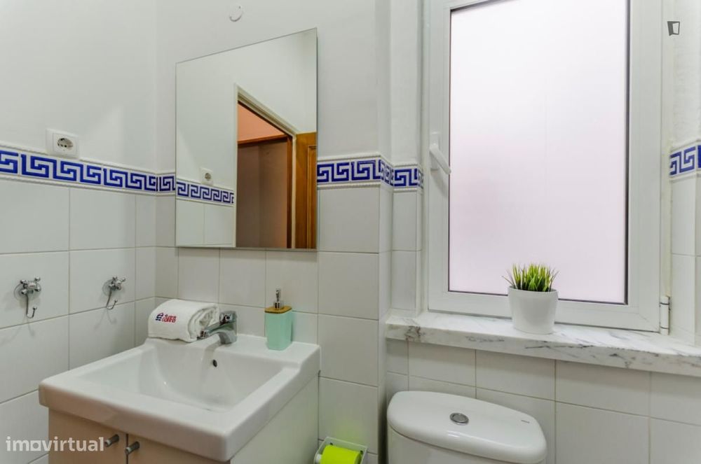 Quarto - localizado em Avenida da Liberdade Lisbon