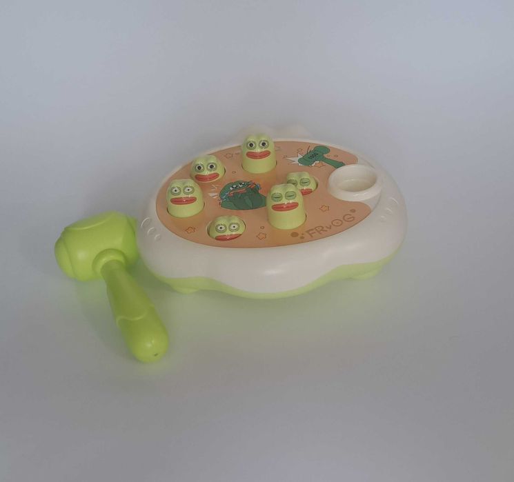 Stukanie „Żabki” z młoteczkiem – zabawka dla maluchów