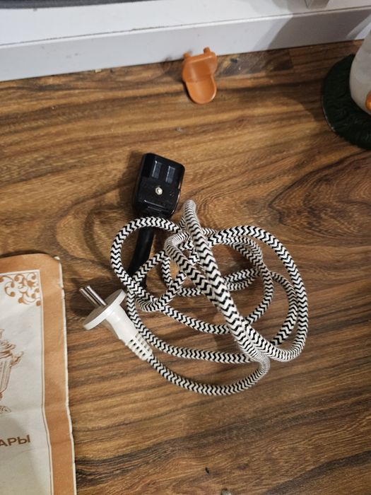 Samowar elektryczny rosyjski