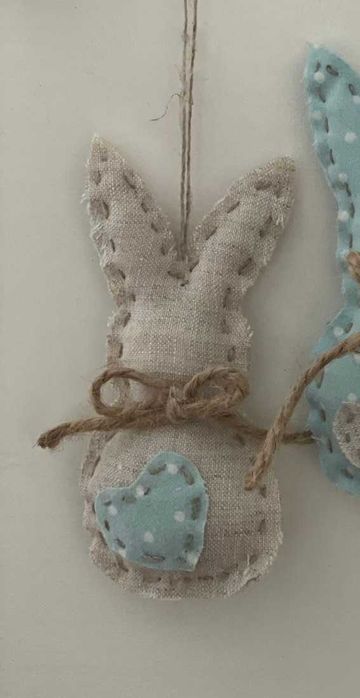 Komplet 5 lnianych zajączków – zawieszki handmade
