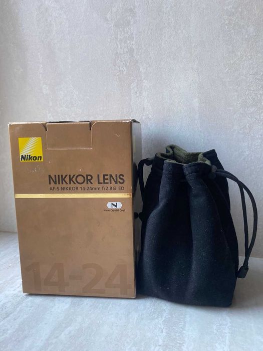 Nikon 14-24 mm, f/2.8