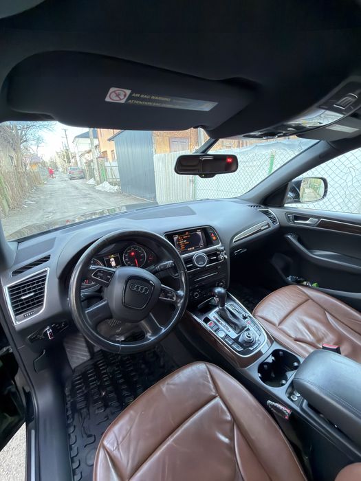 Audi Q5 premium plus