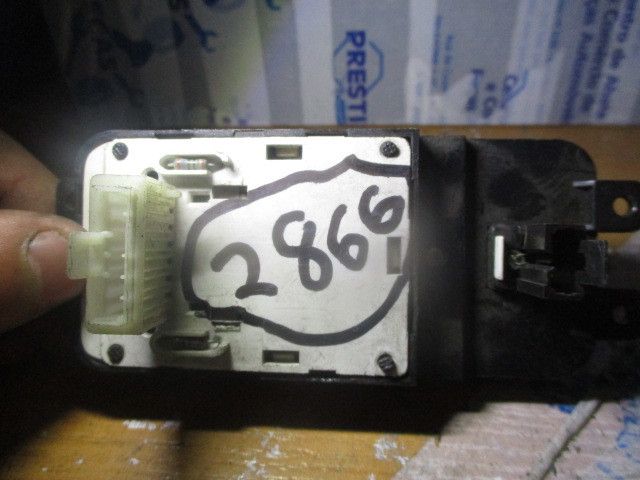 Comando / botão / interruptor multifunções LANCIA Dedra (835_)