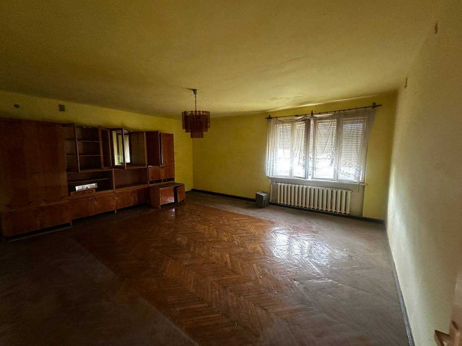 Продається будинок у смт. Вишково