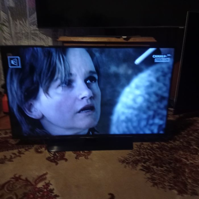 Telewizor 42" Smart firmy Samsung .