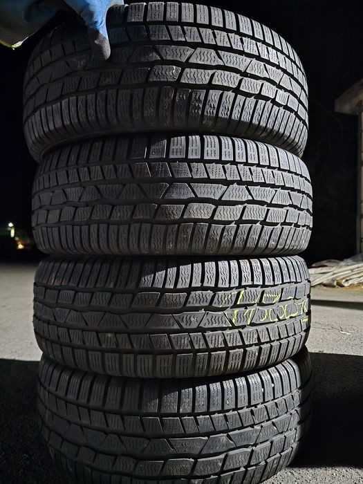 215/60R16 Continental WinterContact TS830