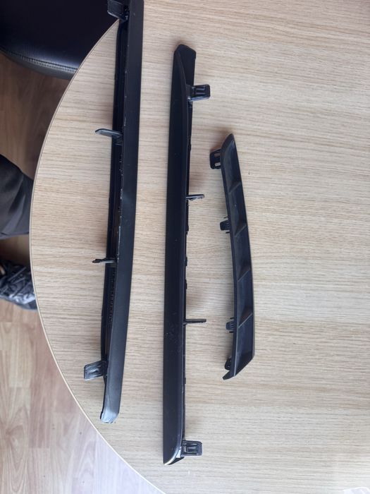 Зябра заднього бампера права Toyota Camry v70