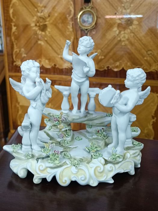 Статуетки Capodimonte