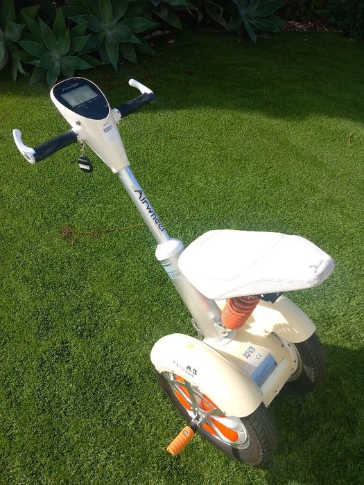 Airwheel A3 electric scooter