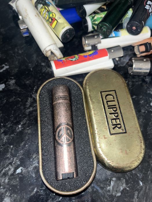Coleção de 360 isqueiros/Clipper