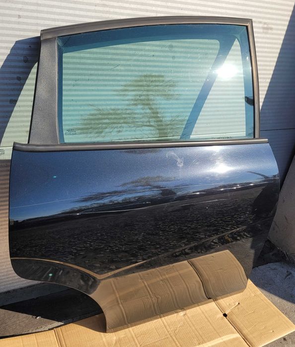 Drzwi Tylne Prawe Seat Leon II 2 Czarne LZ9Y 05-12