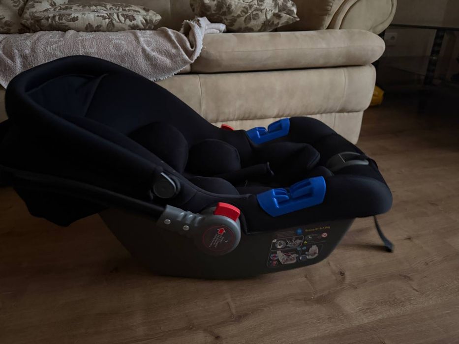 Автокрісло дитяче