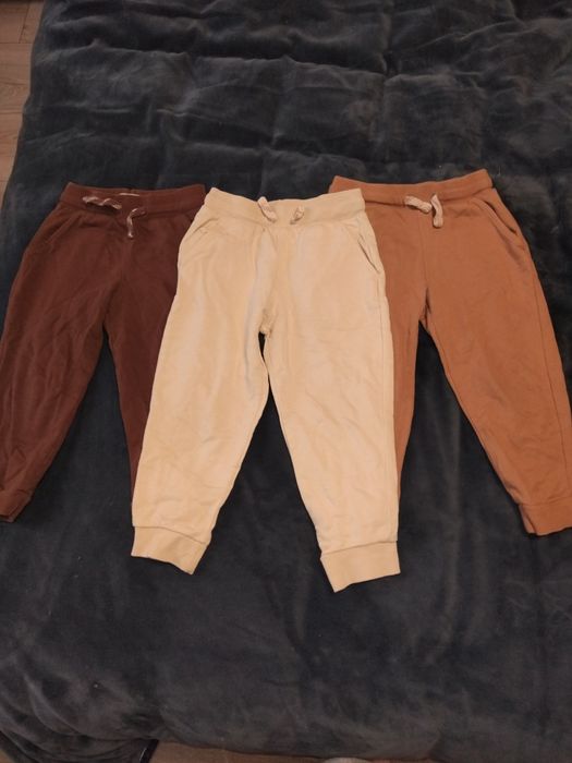 Продам дитячі речі в доброму стані!!!