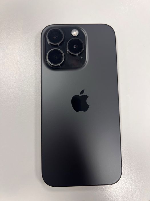 iPhone 15 Pro 128GB - Titânio Preto - Desbloqueado