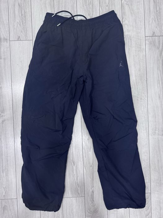 Штани Jordan Air Essentials Woven Pants