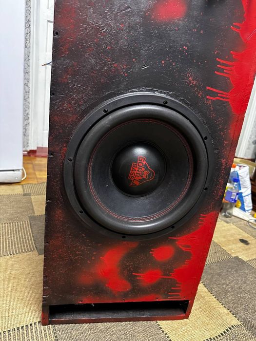 Продам саб Kicx Gorilla Bass E12