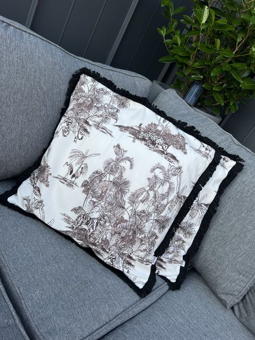 Dwie poszewki na poduszki z motywem Safari Sinsay