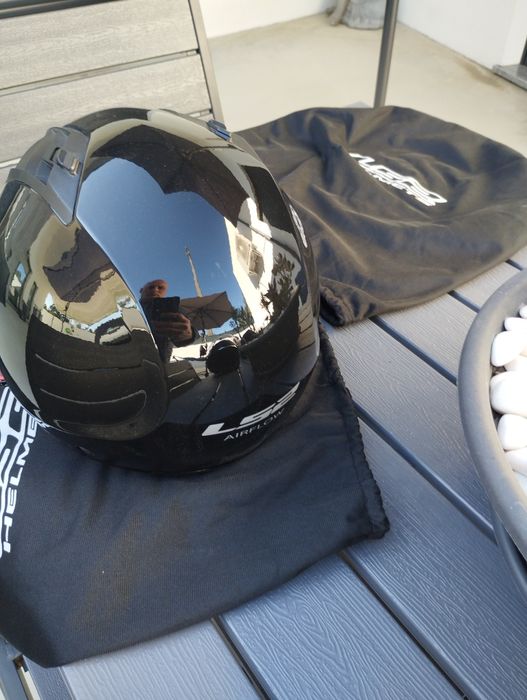 Capacete novo  só andou duas vezes