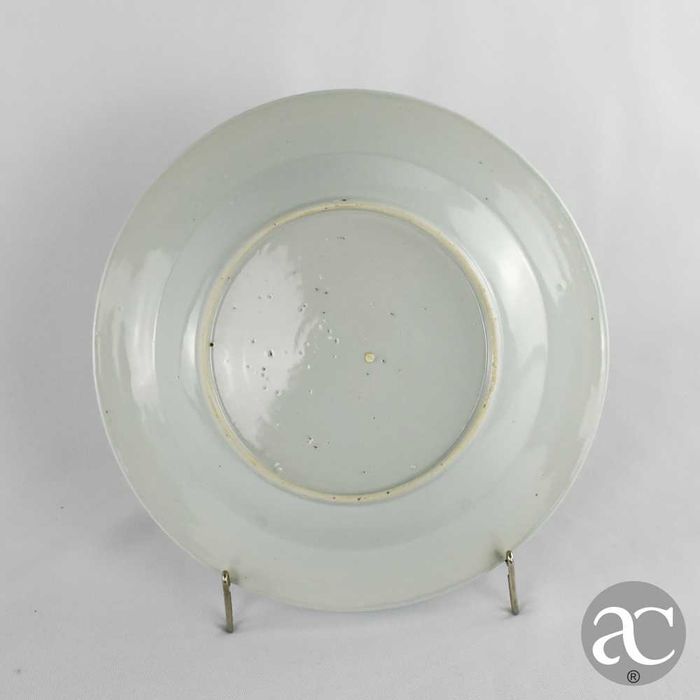 Par de pratos fundos porcelana da China, Período Qianlong, séc. XVIII