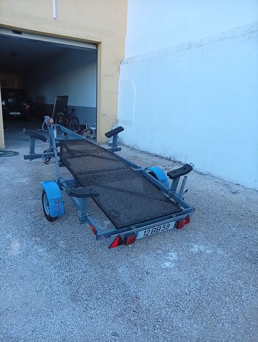 Atrelado - reboque - barco - moto