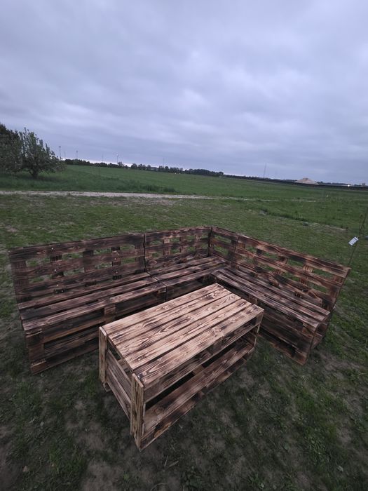 Zestaw  ogrodowy z palet