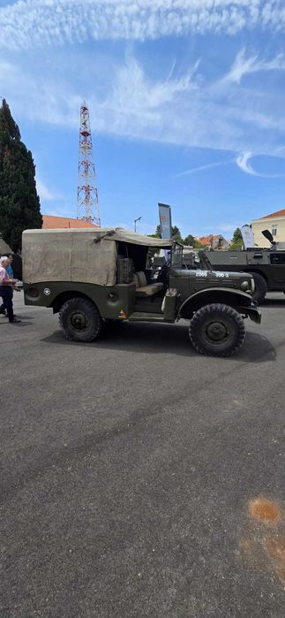 Dodge WC 1944 – Clássico Militar Raro Certificado