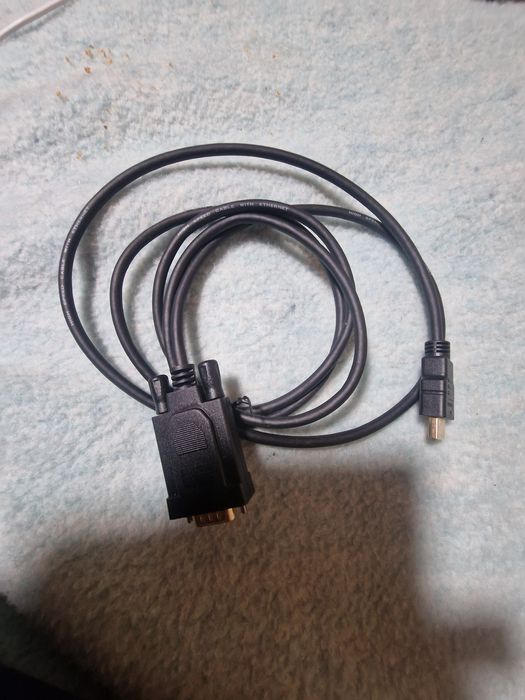 Kabel przewod HDMI -Vga  o długości 1.5 metra Nowy 100 %sprawny