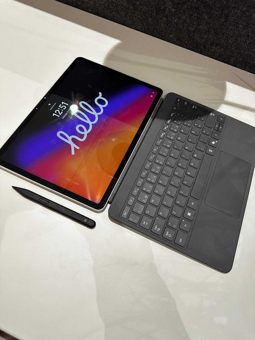 Microsoft Surface pro 12 inch model 2025