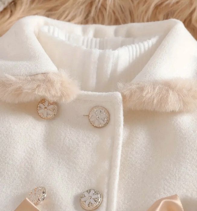 Płaszcz dla dziewczynki