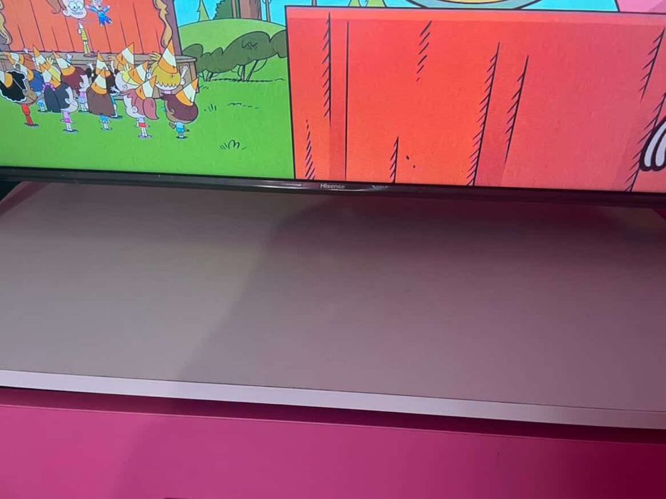 Smart TV Hisense 40” como nova c/fatura e garantia