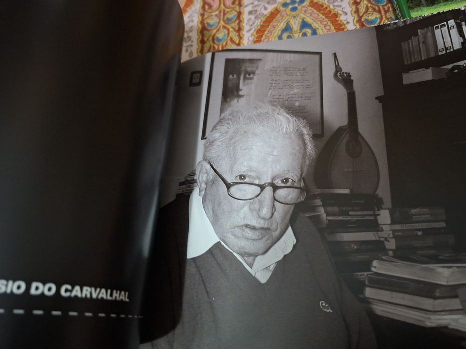 Carvalhal e peras livro