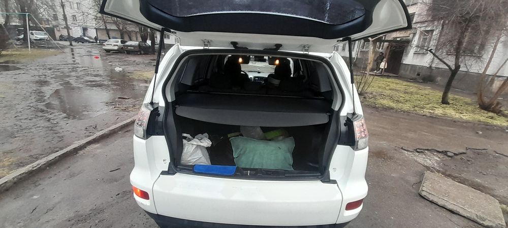 Mitsubishi оутлендр хІ