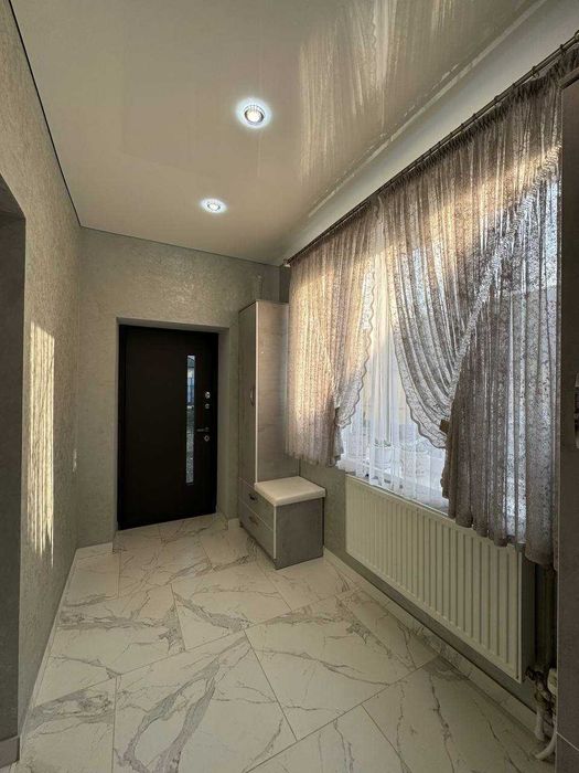 Продаж будинку с.Невицьке