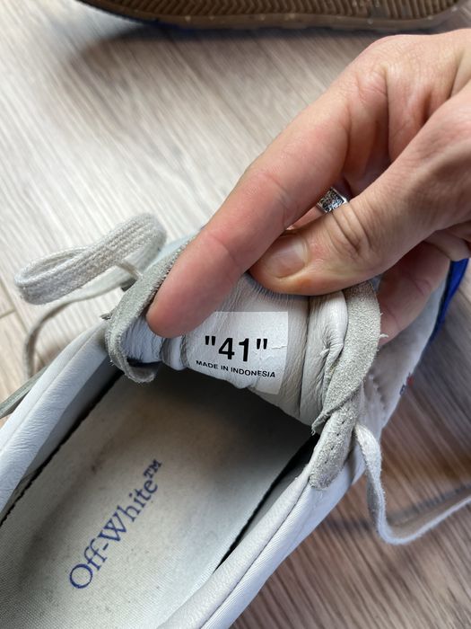 Off-White Vulc low Floating Arrow Buty Sneakersy Rap Streetwear