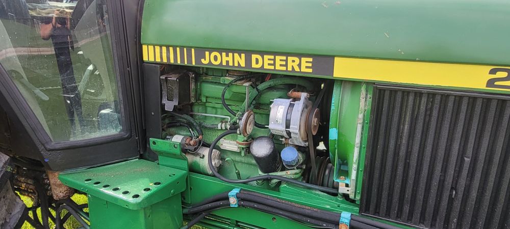 John deere 2250 z tuzem 5200mt