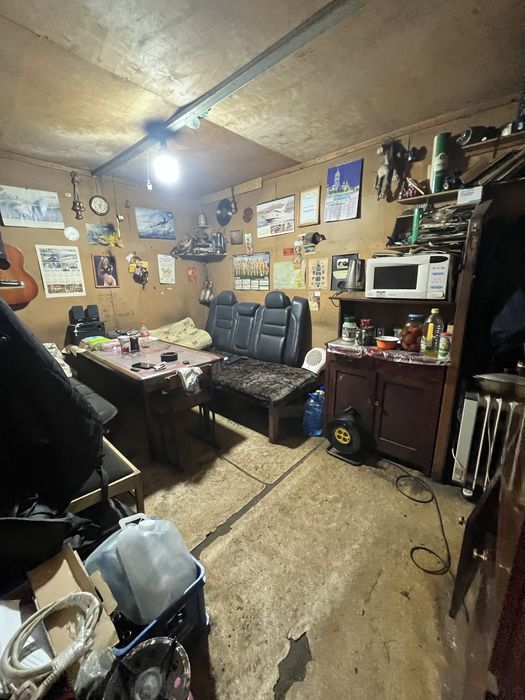 Продам гараж корпоративний на Печерську/ Ocean Plaza